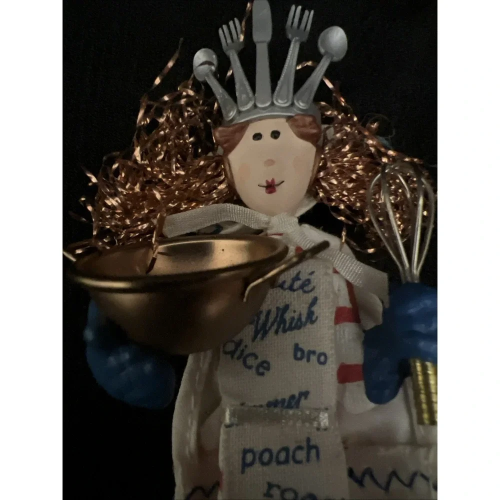 Mixed Media Chef Kitchen Cook Metals Fabric Cutlery Crown
